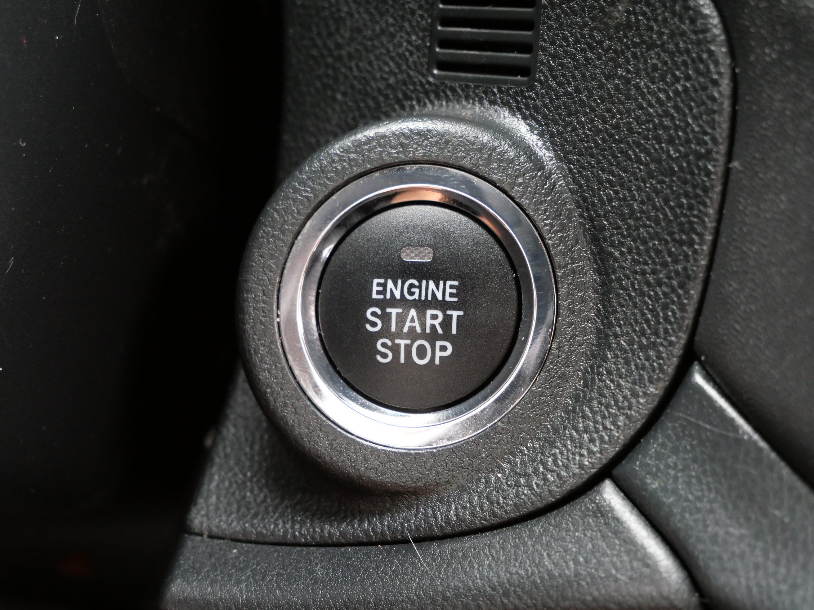Used 2024 Subaru Outback Premium AWD/4WD image 29