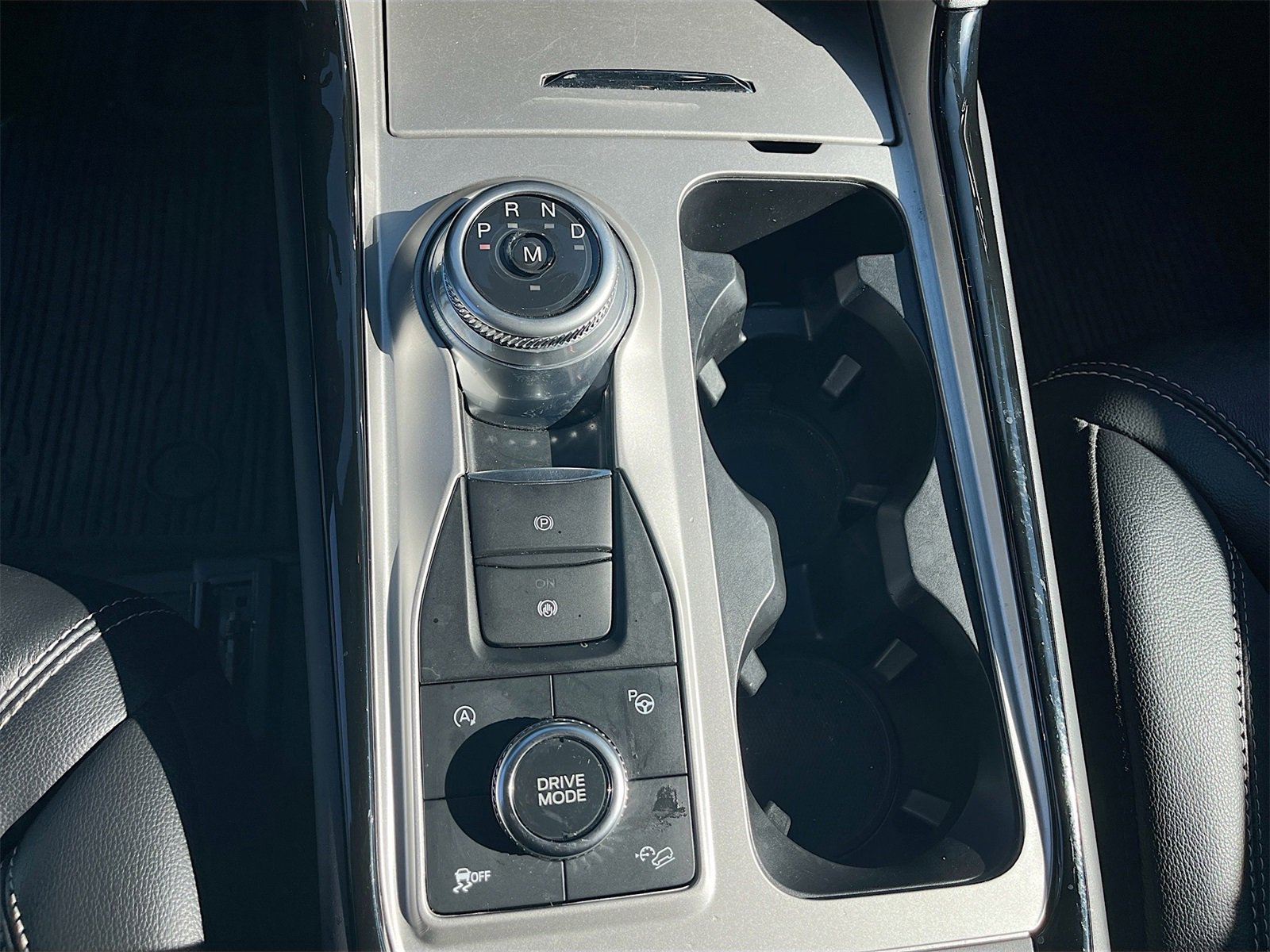 Used 2023 Ford Explorer ST w/ Equipment Group 401A image 17