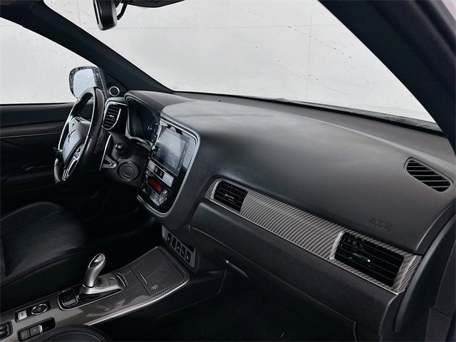 Used 2019 Mitsubishi Outlander GT image 29