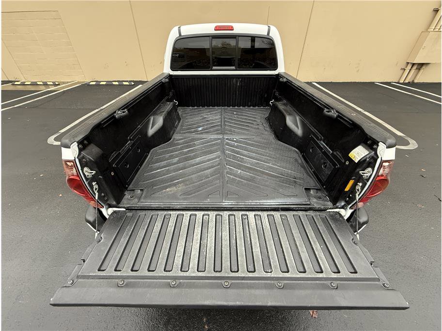 Used 2014 Toyota Tacoma 2WD Regular Cab image 15