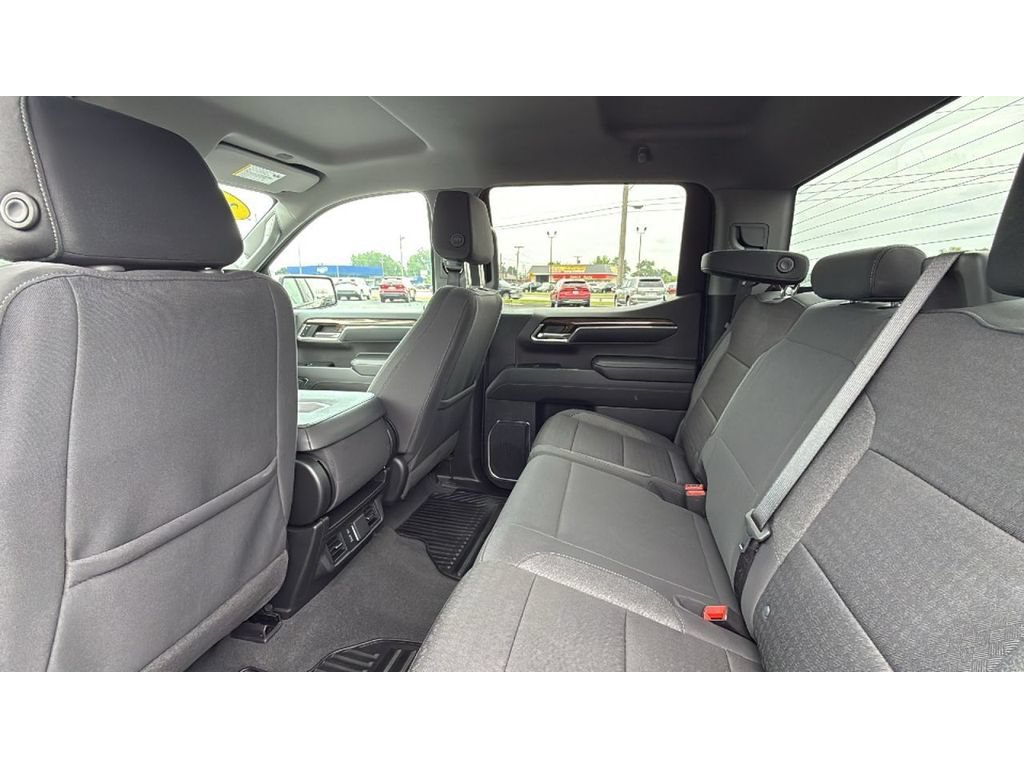 Used 2024 Chevrolet Silverado 1500 LT AWD/4WD image 30