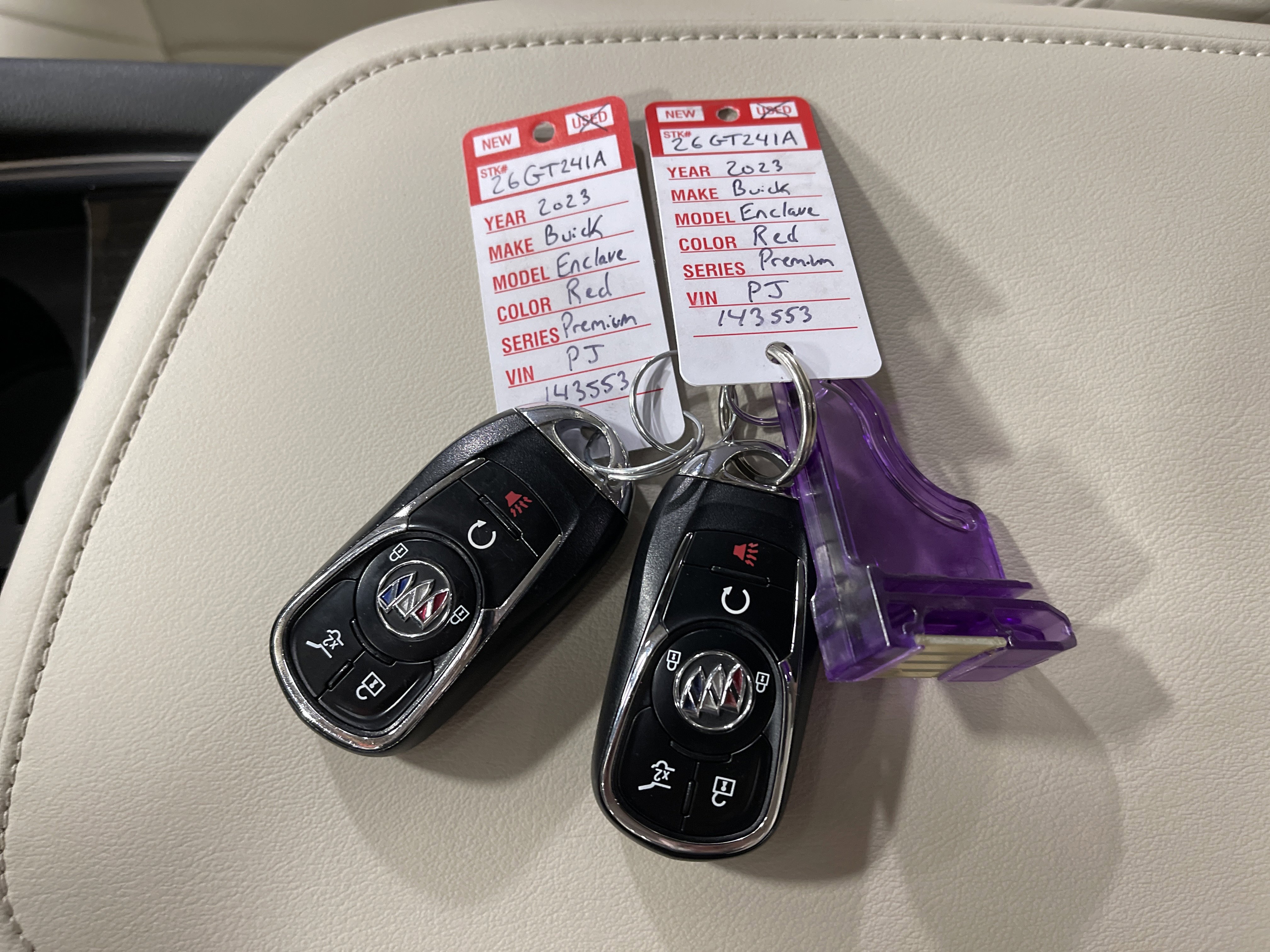 Used 2023 Buick Enclave Premium w/ Experience Buick Package image 28