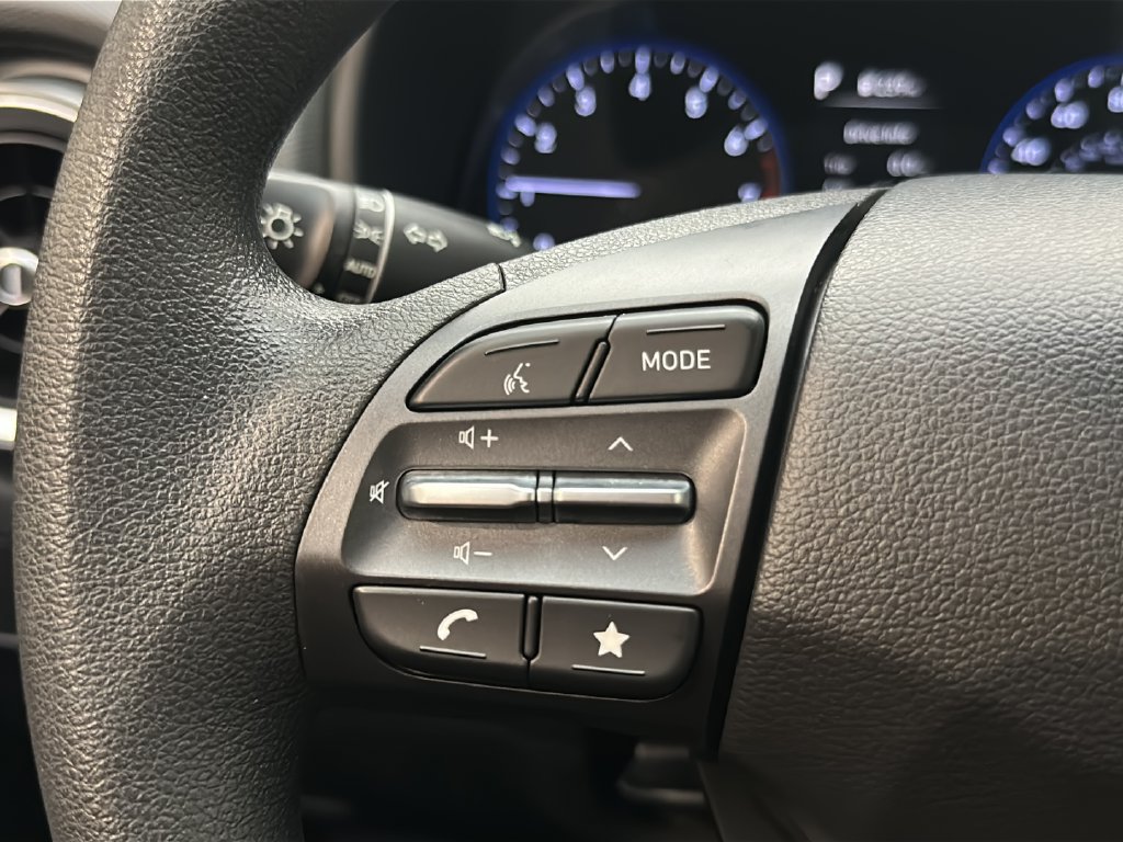 Certified 2023 Hyundai Kona SEL AWD/4WD image 22
