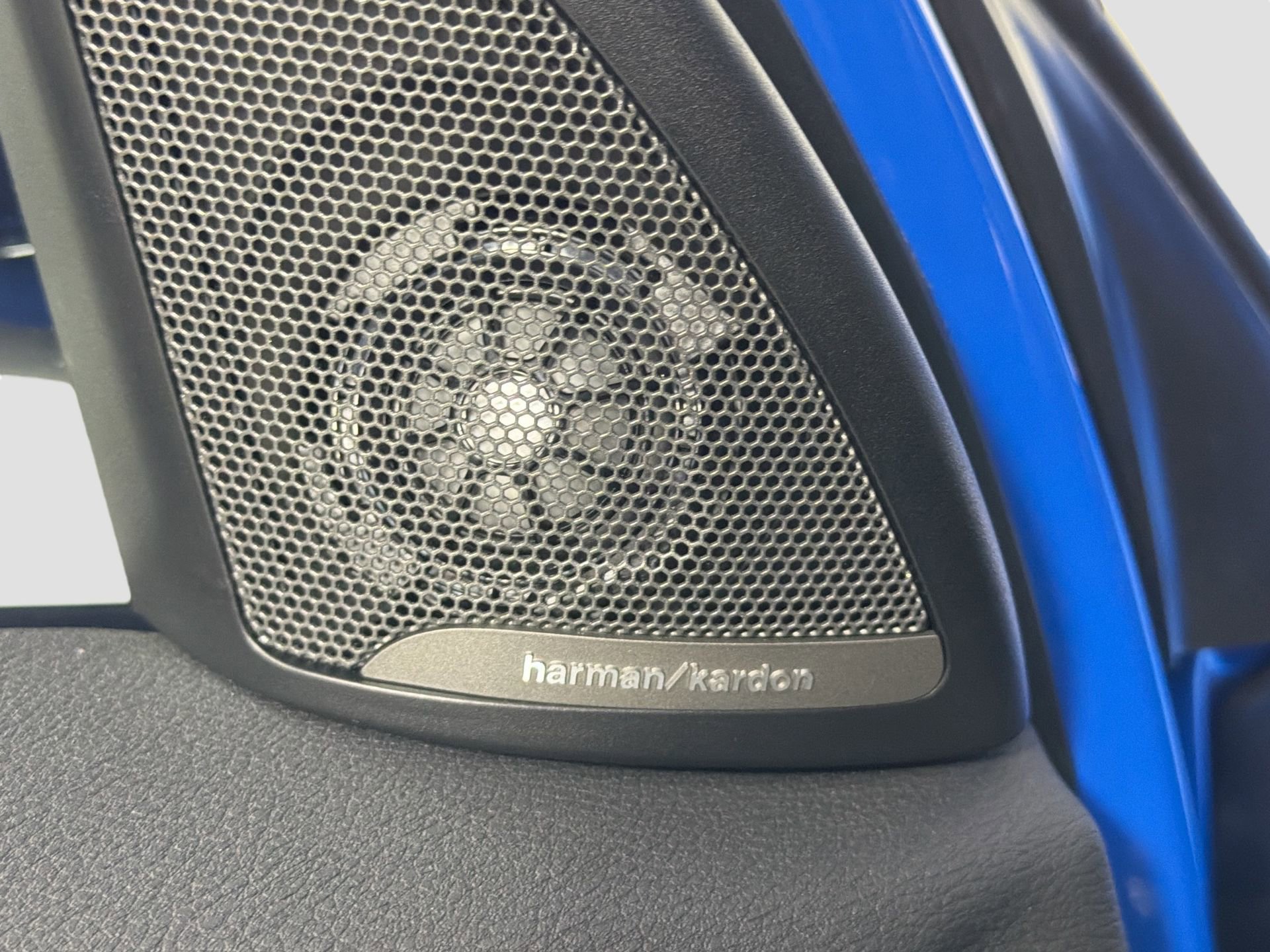 Used 2022 BMW X1 xDrive28i w/ M Sport Package image 19