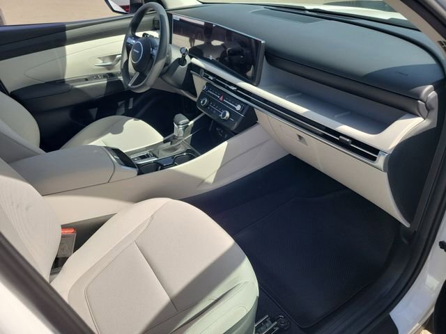 New 2026 Hyundai Tucson SE image 14