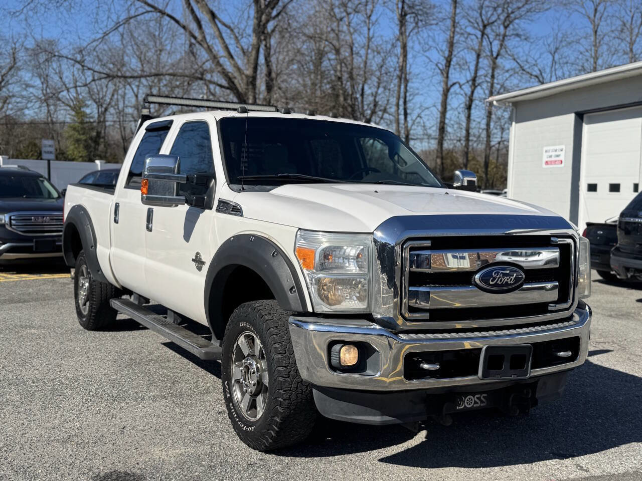 Used 2011 Ford F350 Lariat w/ Lariat Interior Pkg image 4