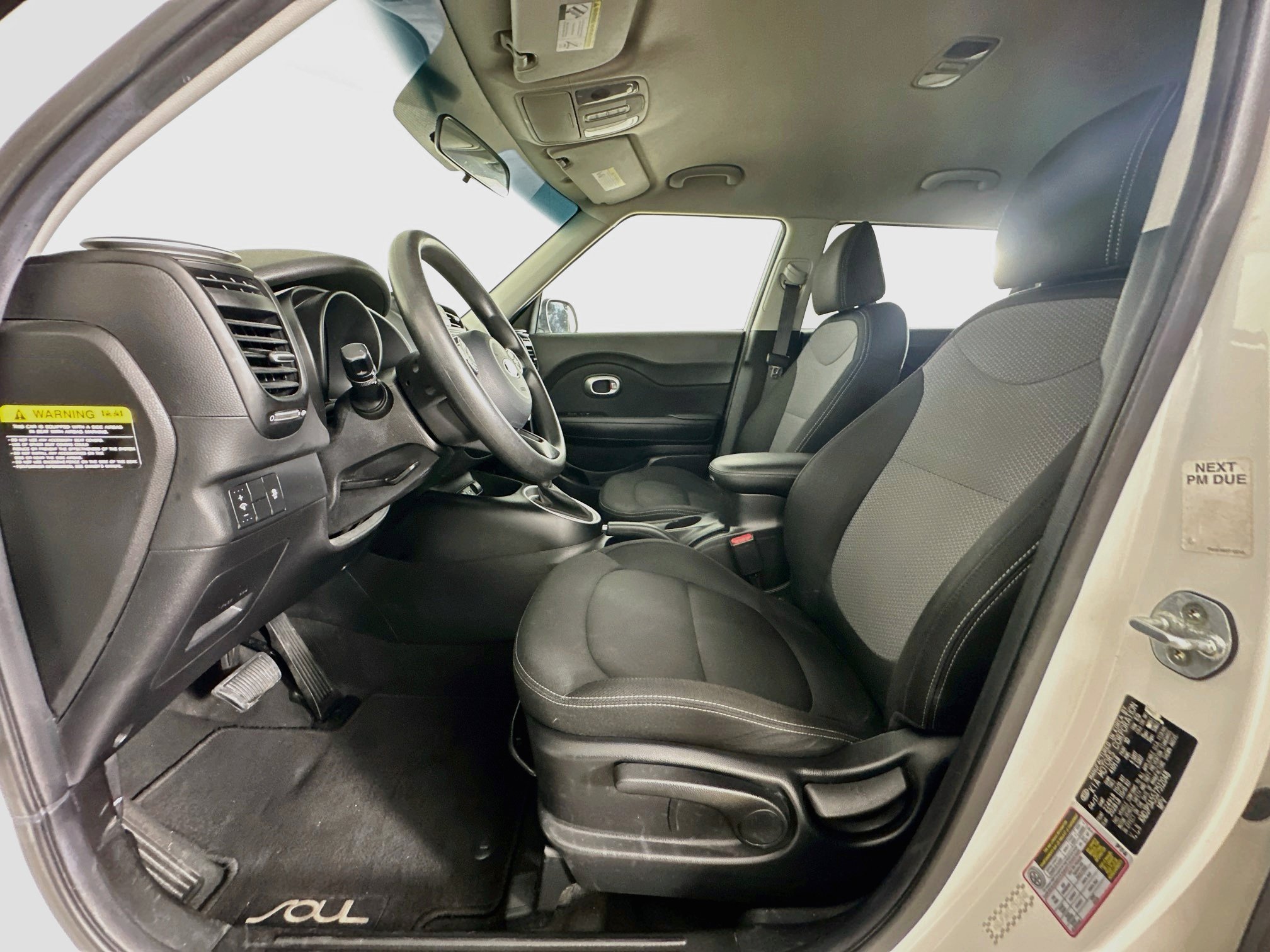 Used 2018 Kia Soul + FWD image 13