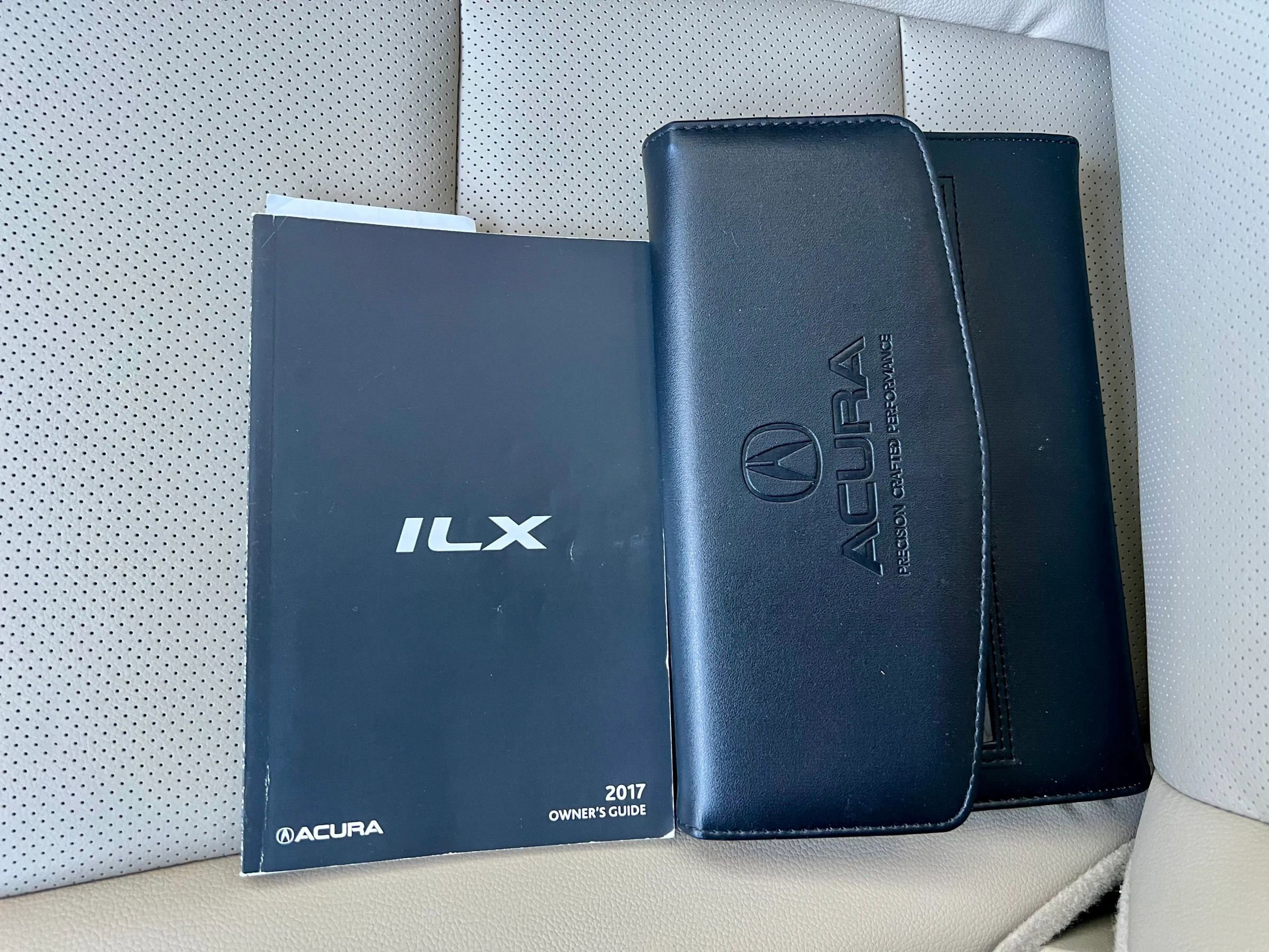 Used 2017 Acura ILX image 39