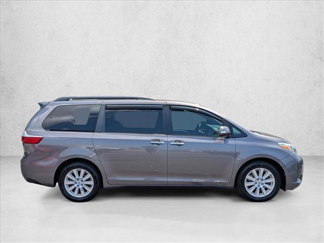 Used 2015 Toyota Sienna Limited Premium AWD/4WD image 4