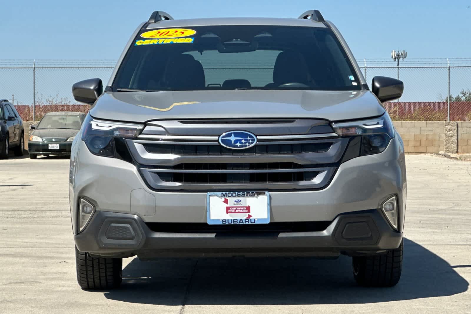 Certified 2025 Subaru Forester Premium AWD/4WD image 8