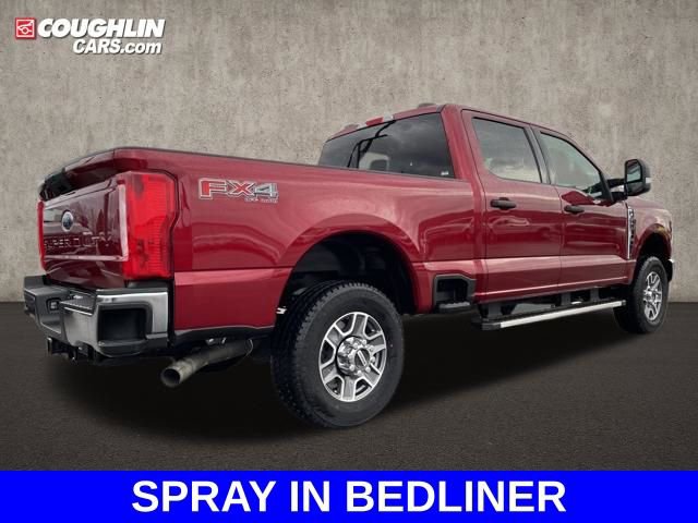 Used 2025 Ford F350 XLT w/ FX4 Off-Road Package image 5