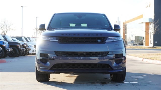 Used 2024 Land Rover Range Rover Sport Dynamic SE image 2