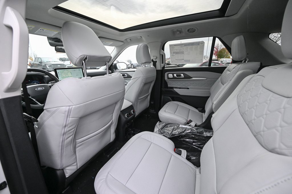 New 2026 Ford Explorer Platinum w/ LUX Leather Package image 19