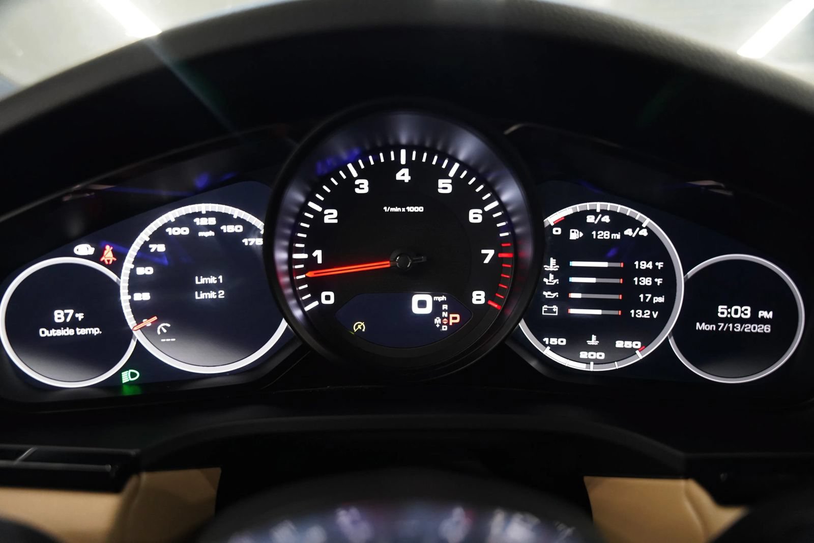 Used 2019 Porsche Cayenne AWD/4WD image 38