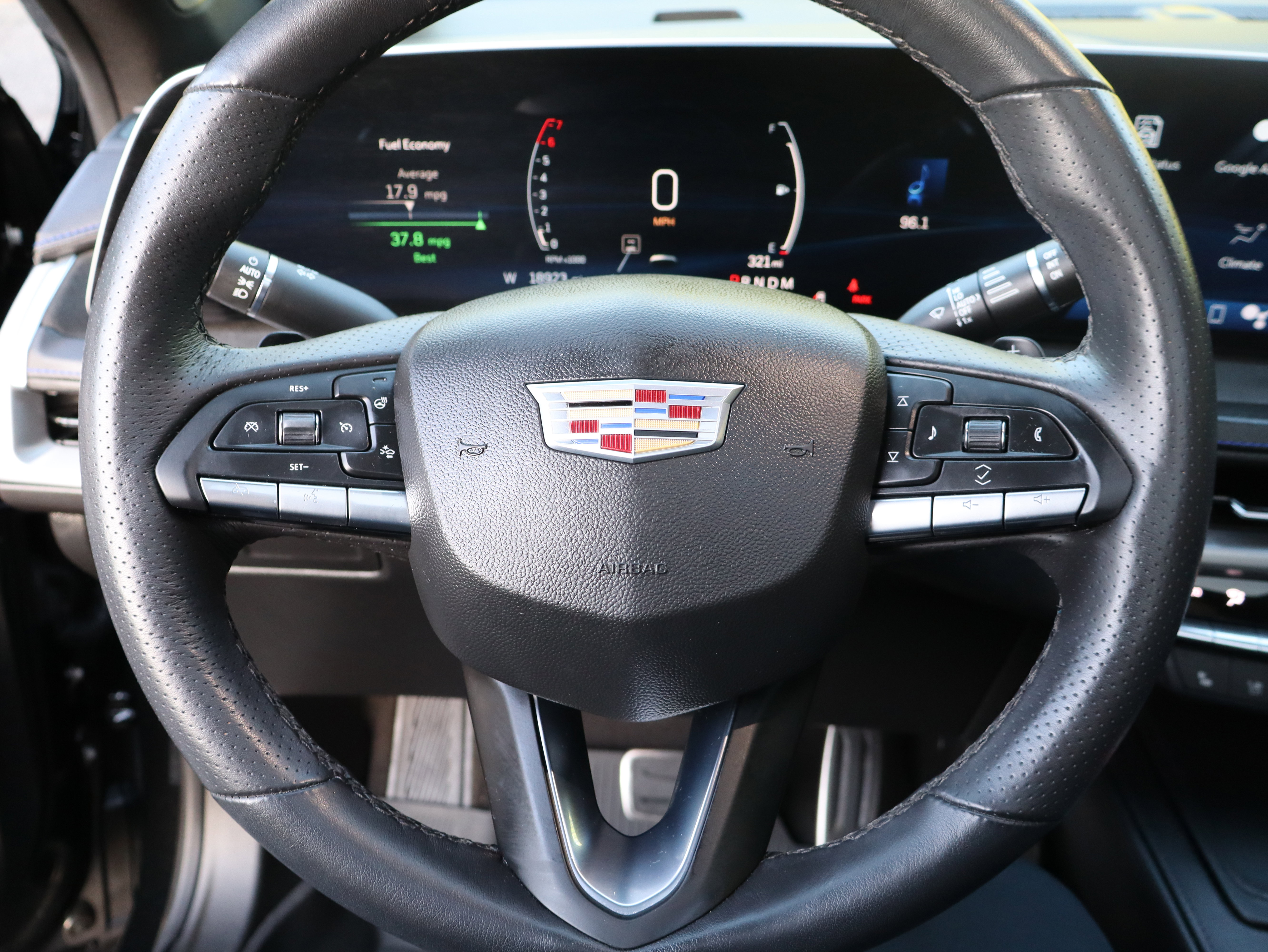 Used 2024 Cadillac XT4 Sport image 23