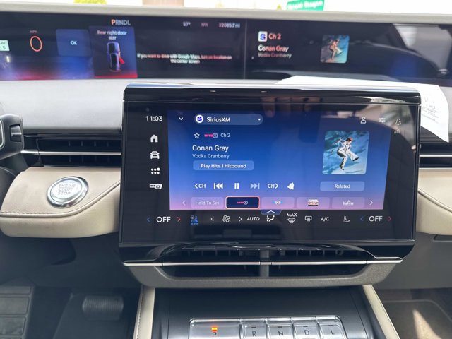 Certified 2024 Lincoln Nautilus Reserve image 30