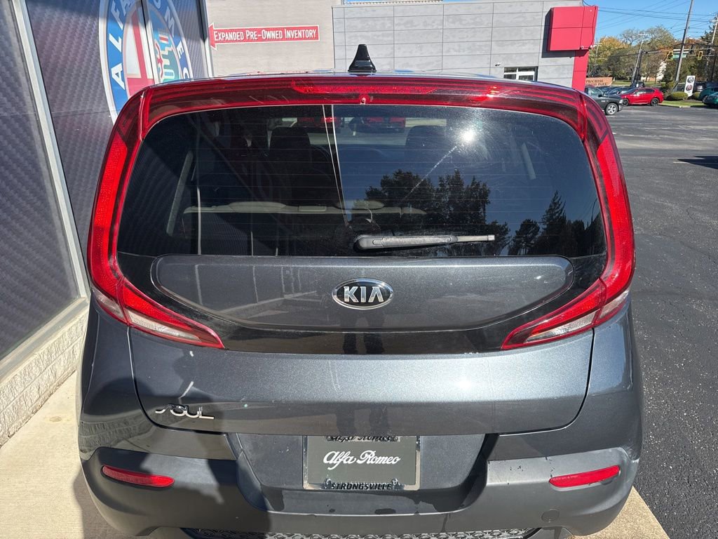 Used 2020 Kia Soul LX image 10