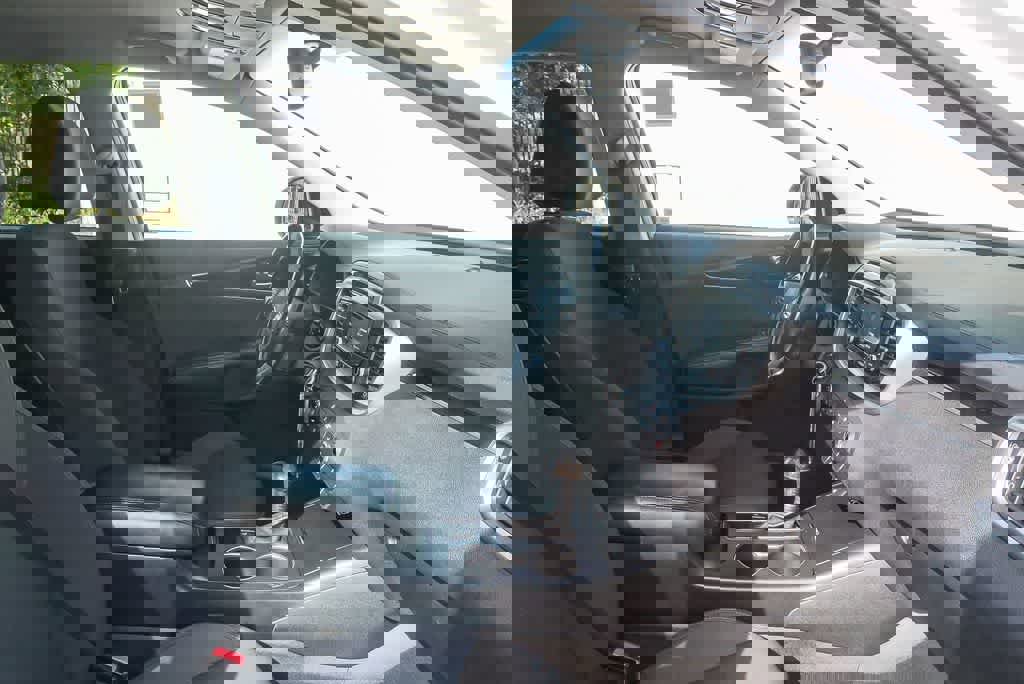 Used 2016 Kia Sorento LX w/ LX Convenience Package image 14