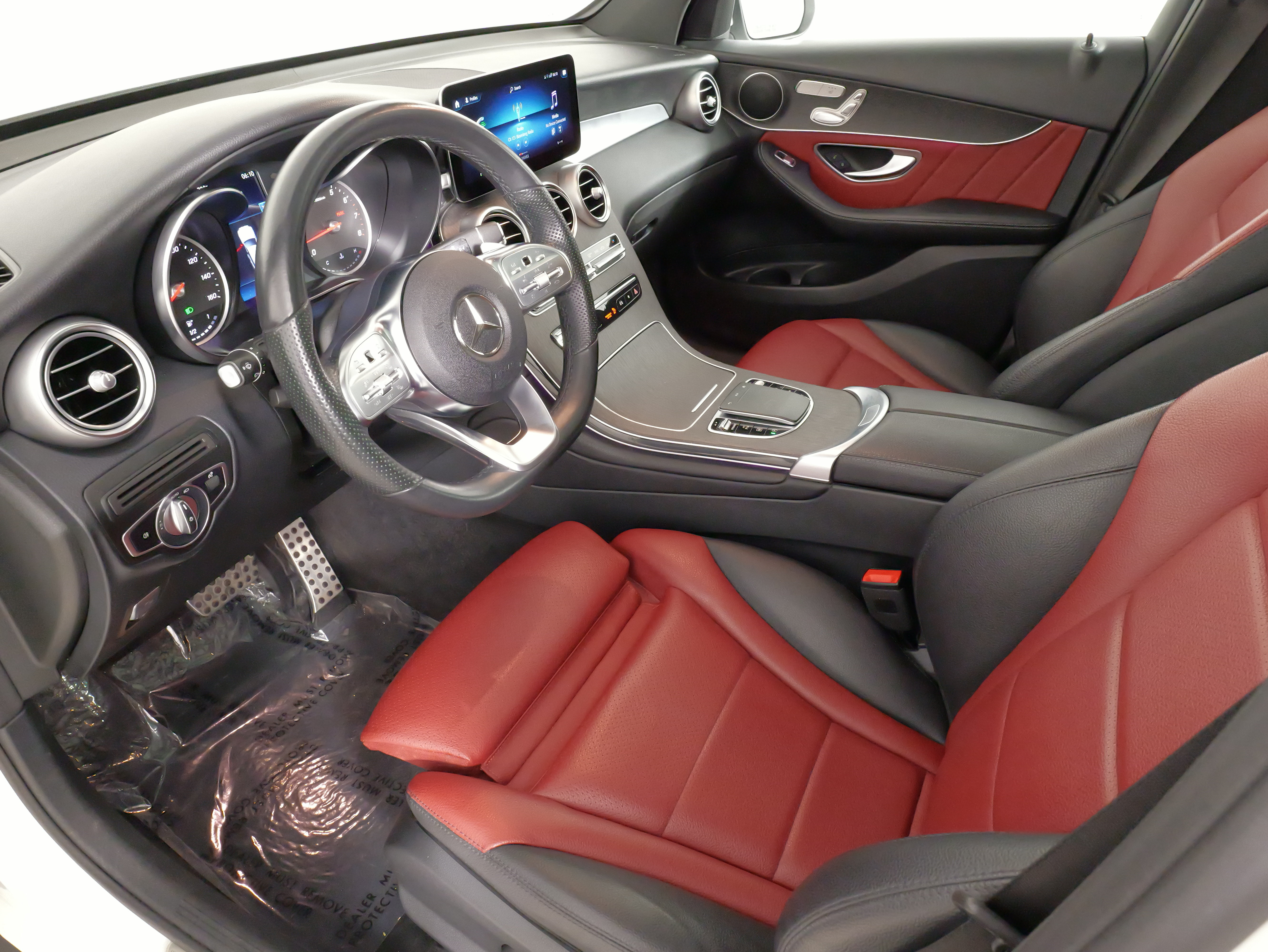 Used 2022 Mercedes-Benz GLC 300 4MATIC image 27