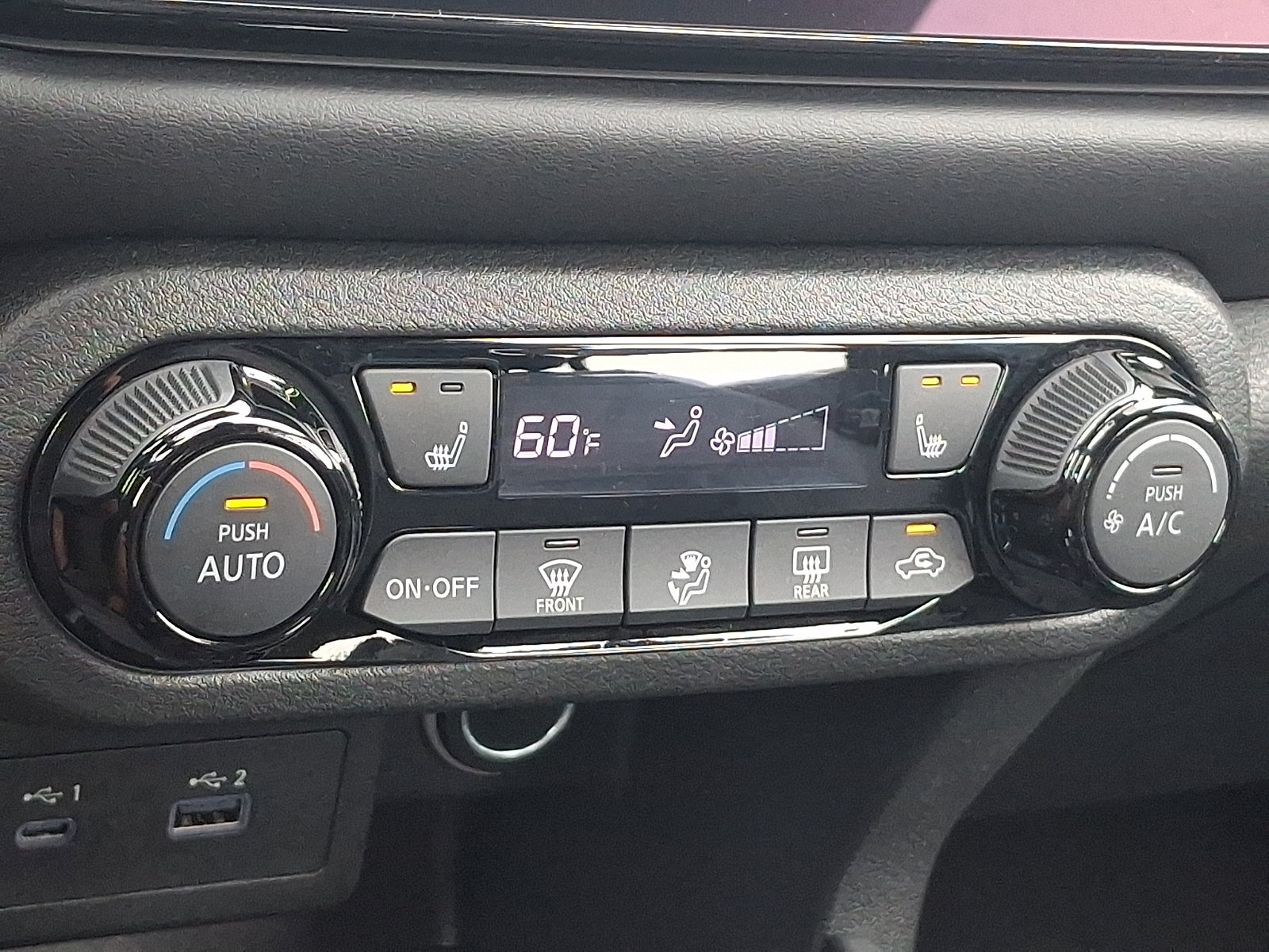 Certified 2024 Nissan Kicks SR w/ SR Premium Package FWD image 15