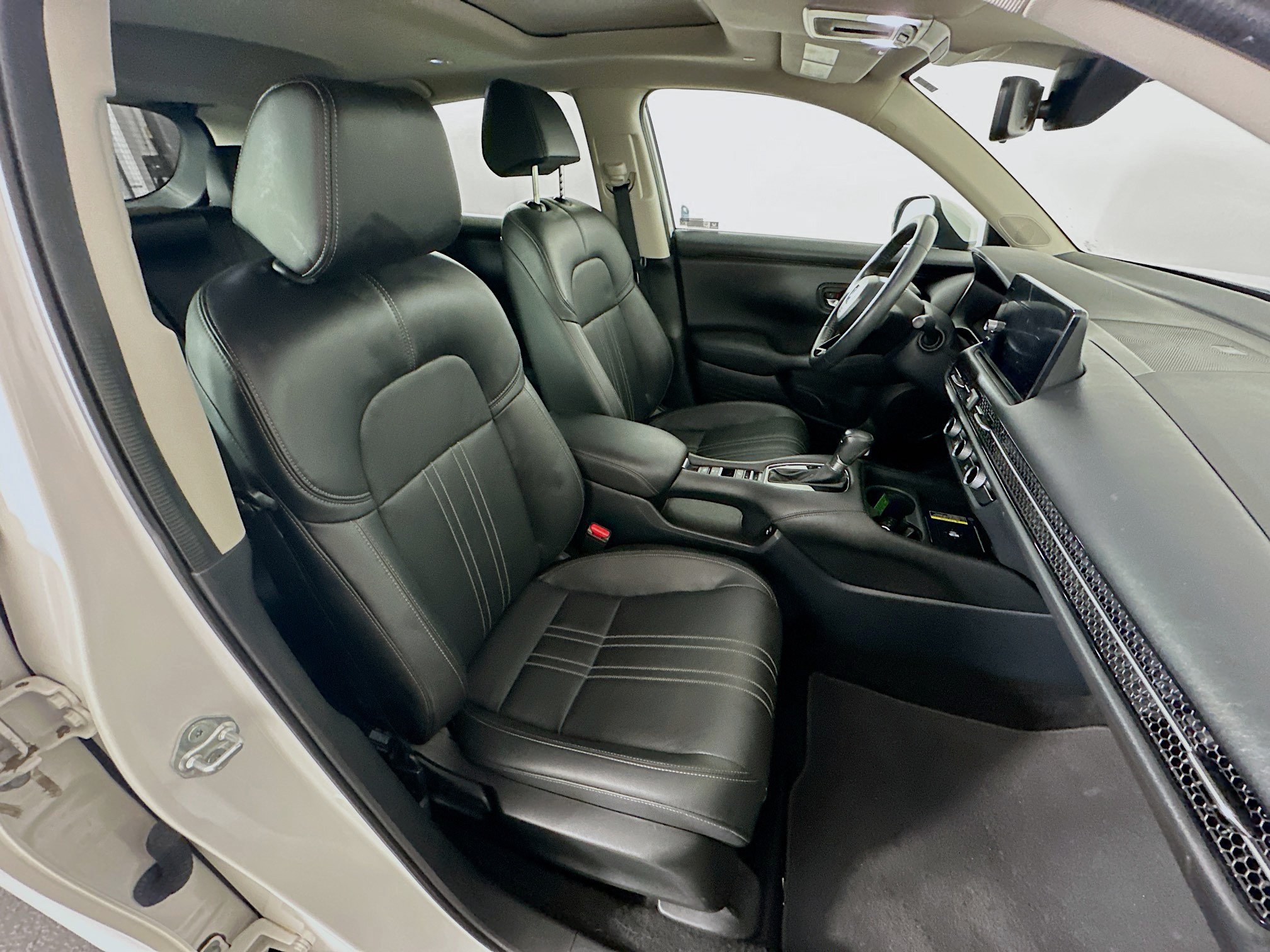 Used 2024 Honda HR-V EX-L image 29