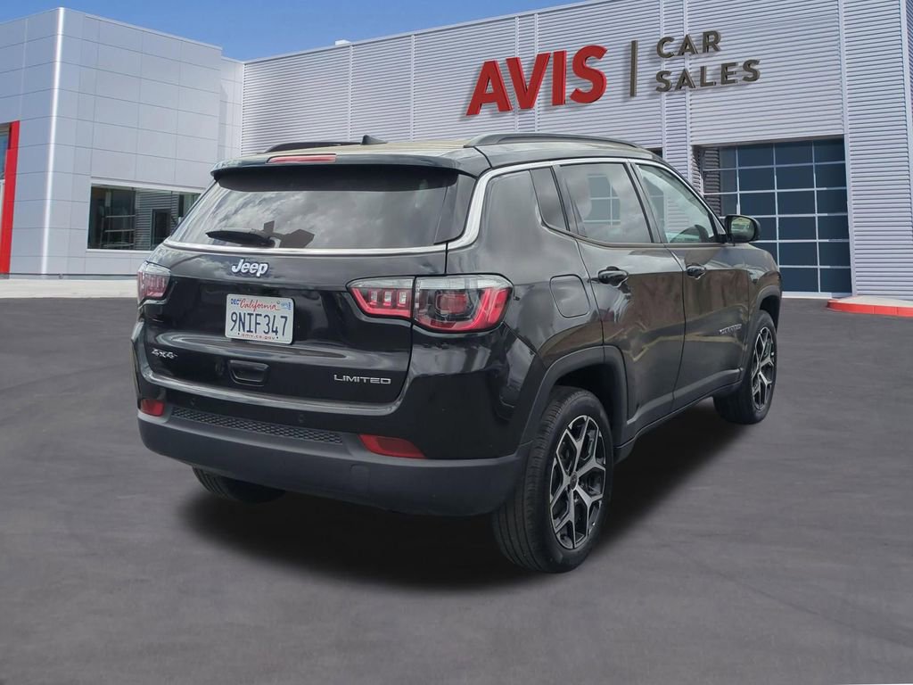 Used 2025 Jeep Compass Limited AWD/4WD image 6
