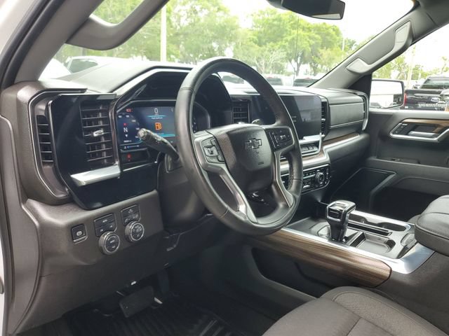 Used 2025 Chevrolet Silverado 1500 RST AWD/4WD image 21