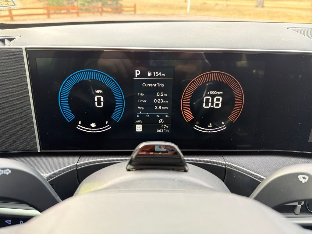 Used 2025 Hyundai Santa Fe SEL image 17