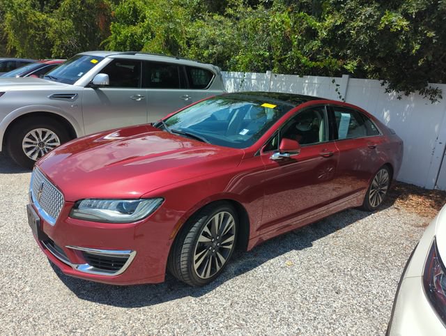 Used 2017 Lincoln MKZ Reserve w/ Technology Package FWD image 2