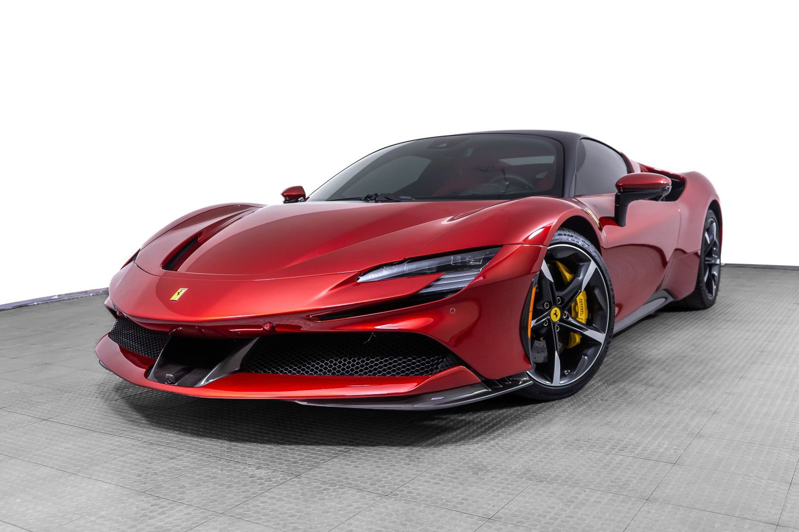 Used 2023 Ferrari SF90 Stradale AWD/4WD image 1