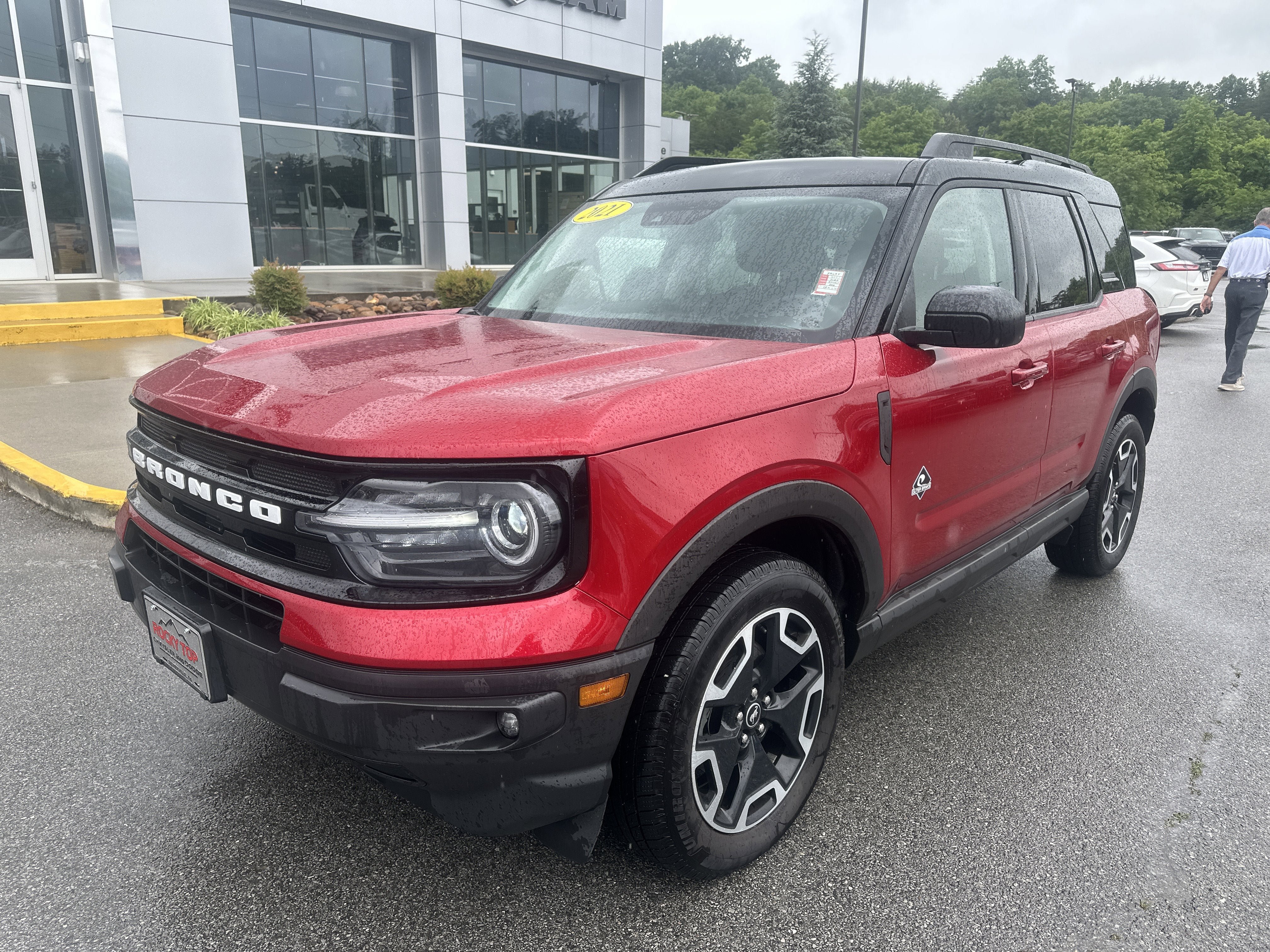 Used 2021 Ford Bronco Sport Outer Banks AWD/4WD image 2