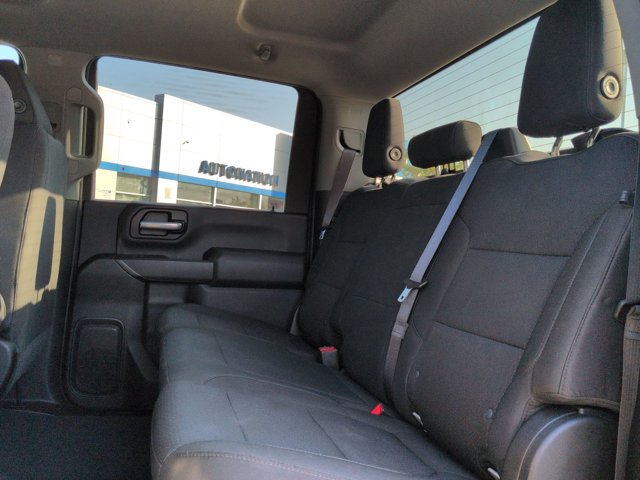 Used 2021 Chevrolet Silverado 2500 Custom w/ Custom Value Package AWD/4WD image 17