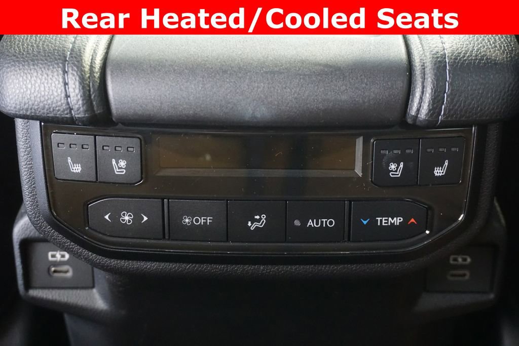 Used 2024 Toyota Grand Highlander Platinum image 9