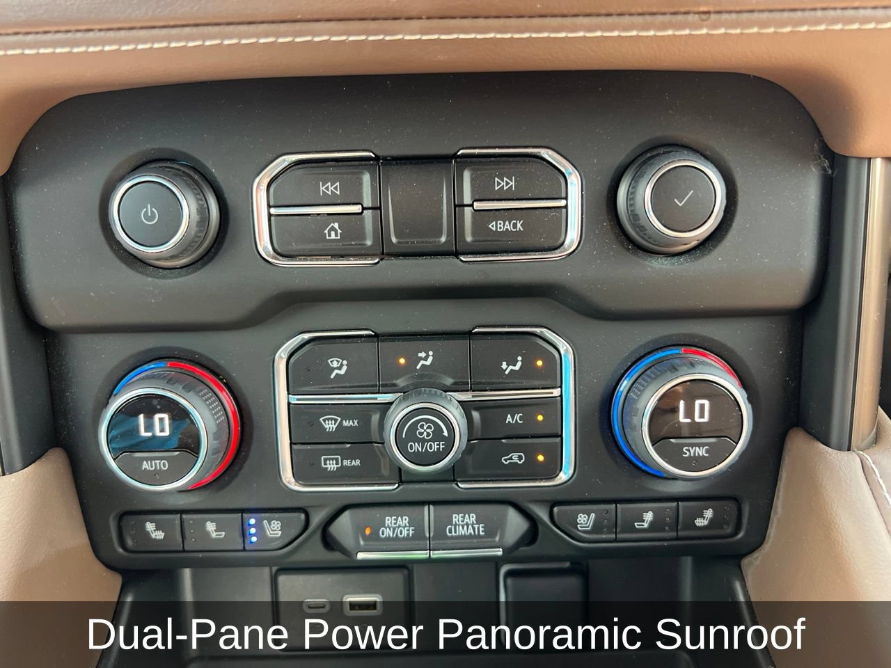 Used 2023 Chevrolet Tahoe High Country AWD/4WD image 18