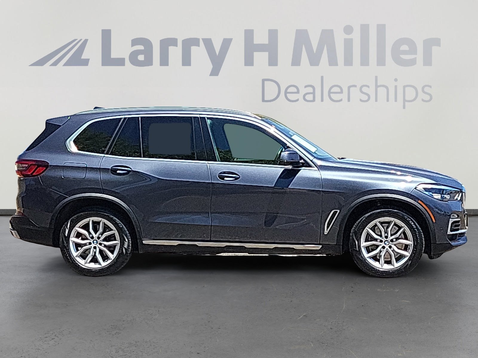 Used 2021 BMW X5 xDrive45e w/ Premium Package AWD/4WD image 12