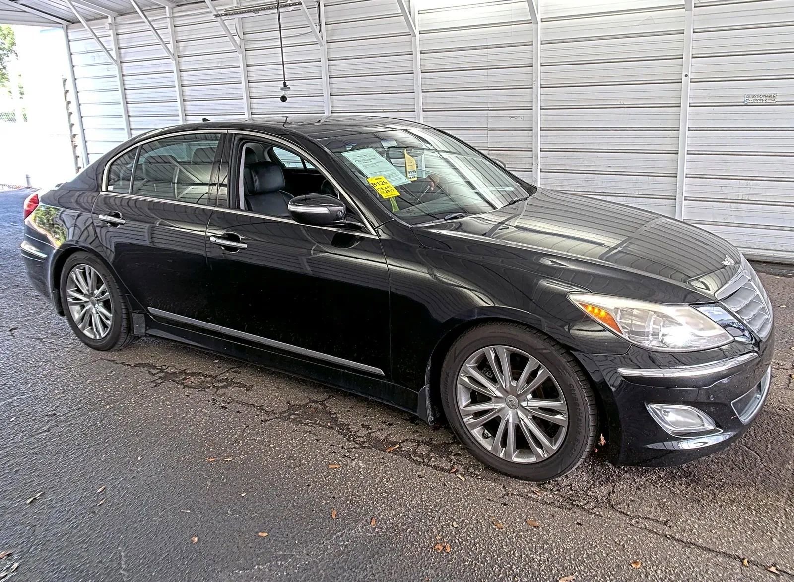 Used 2012 Hyundai Genesis 5.0 RWD image 6