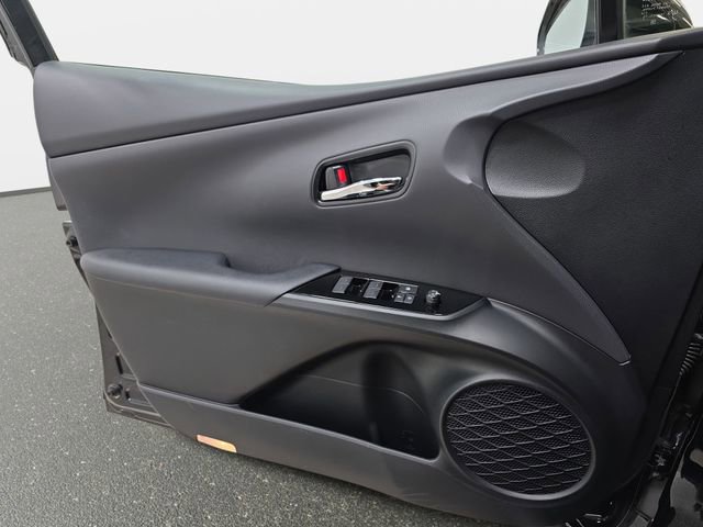 Certified 2020 Toyota Prius Prime XLE FWD image 24