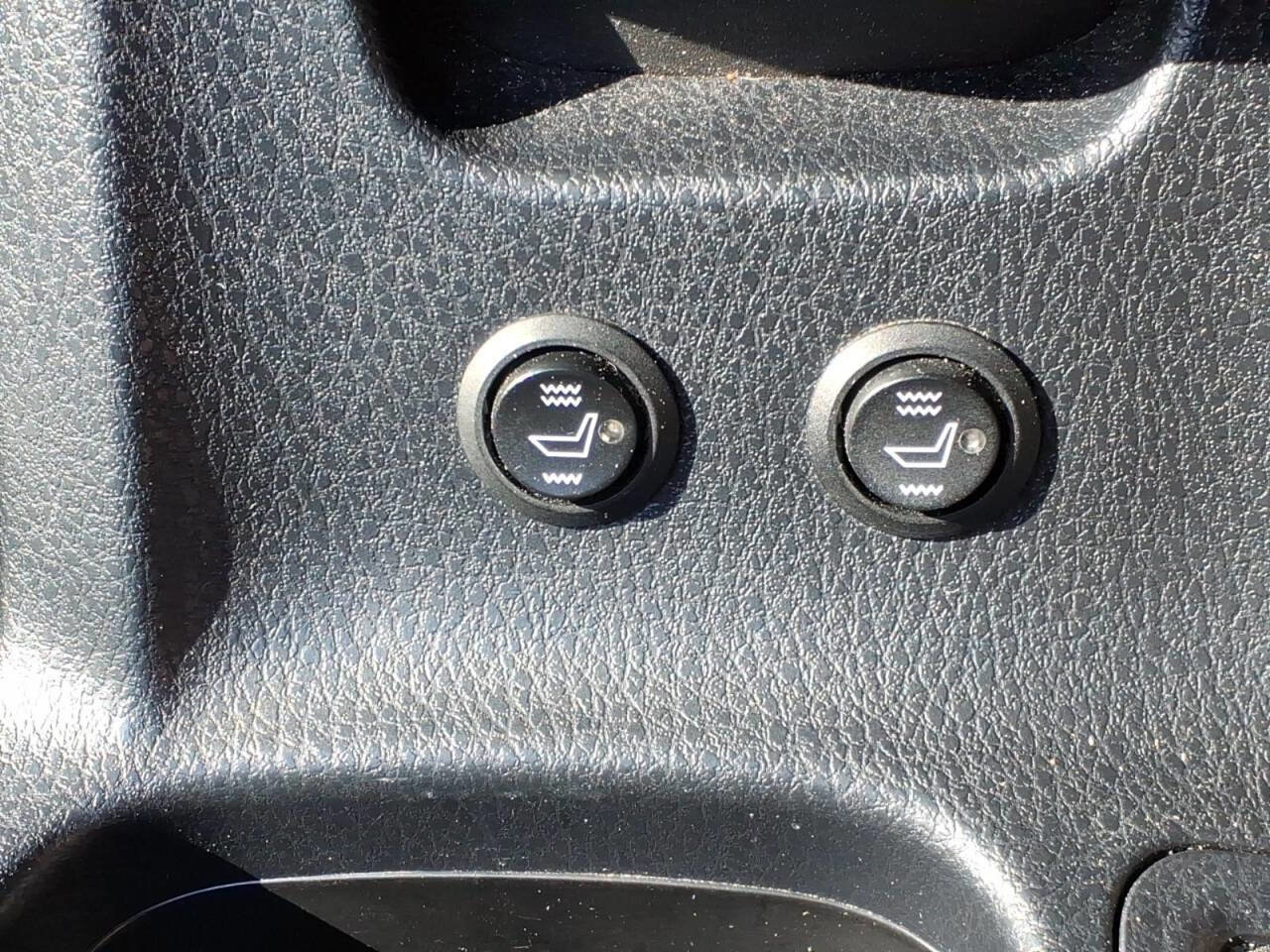 Used 2016 Toyota RAV4 XLE w/ Convenience Package AWD/4WD image 25