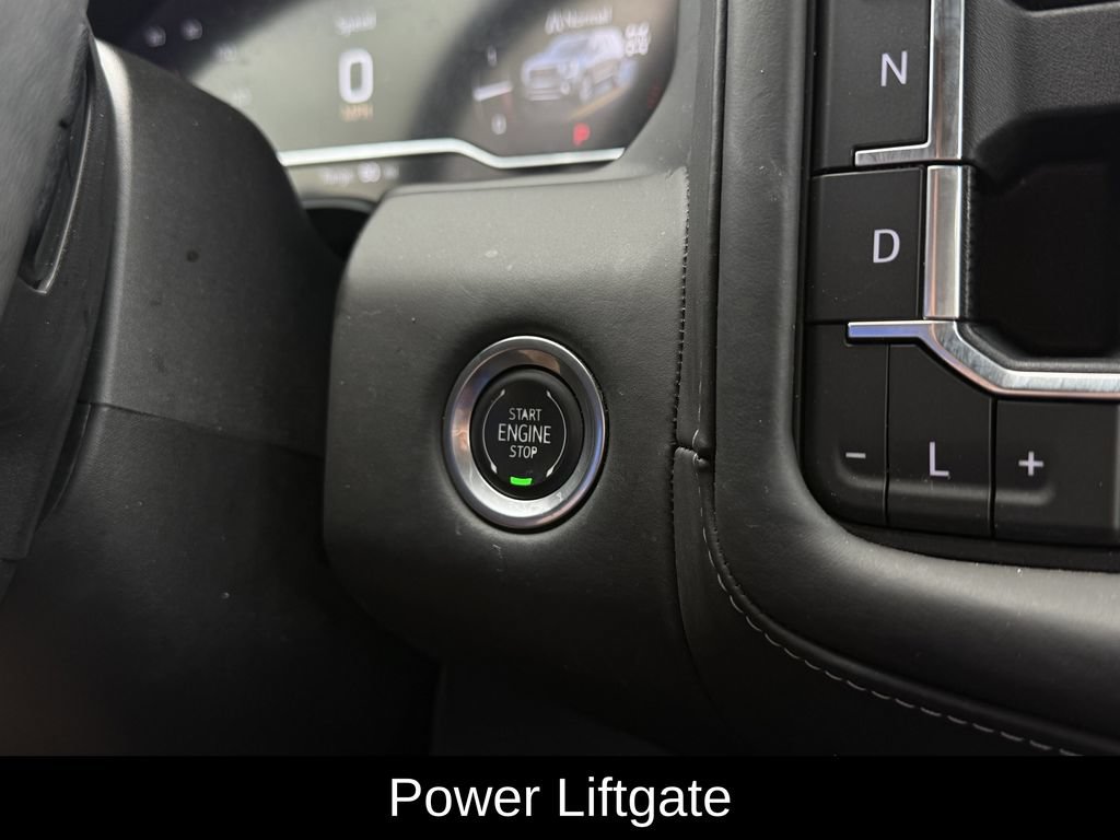 Used 2024 GMC Yukon XL Denali Ultimate AWD/4WD image 28