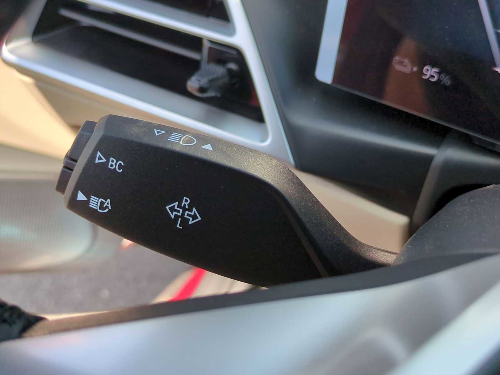 Used 2025 BMW i4 xDrive40i w/ Premium Package image 29