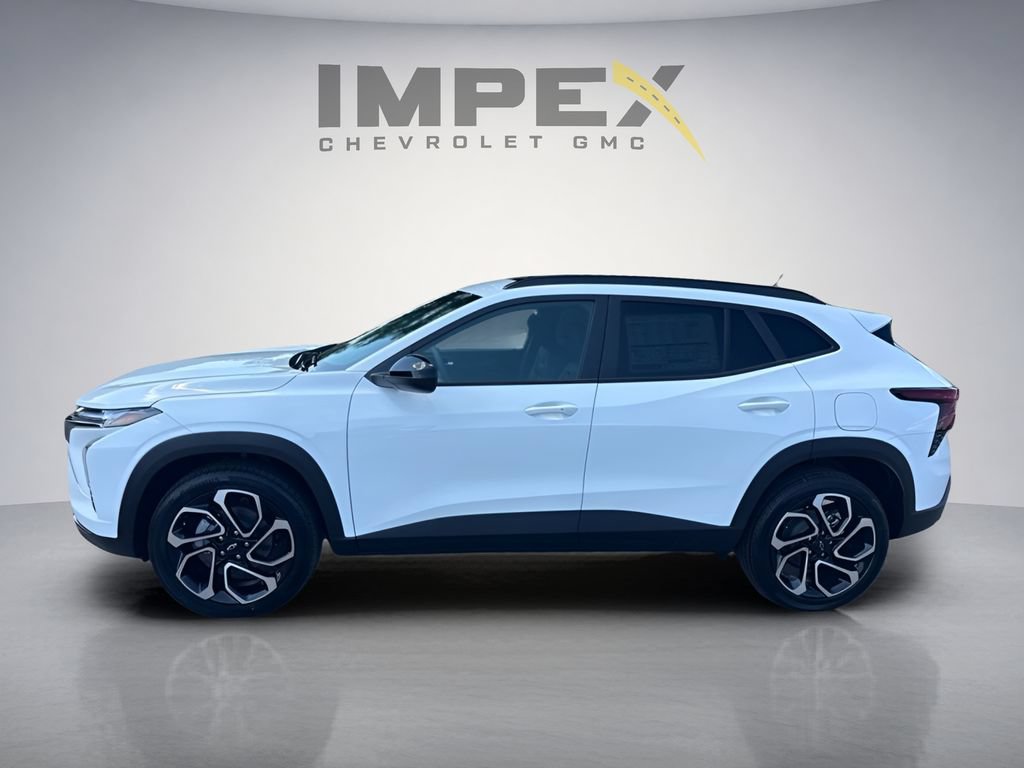 New 2026 Chevrolet Trax RS w/ Sunroof Package FWD image 2