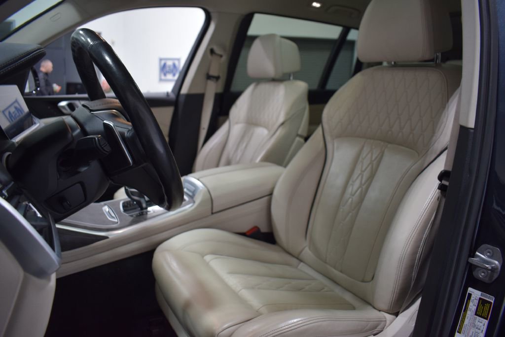 Used 2020 BMW X7 xDrive40i w/ Premium Package image 10