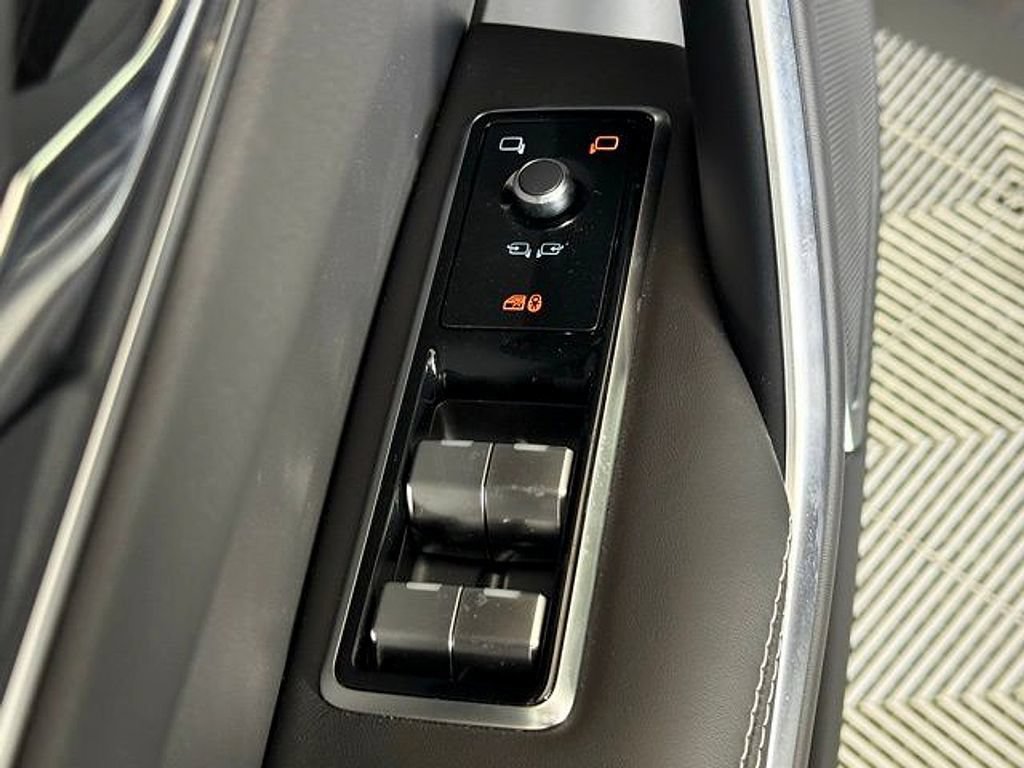 New 2026 Jaguar F-PACE R-Dynamic S AWD/4WD image 27