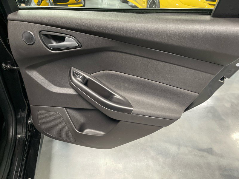 Used 2013 Ford Focus ST image 36