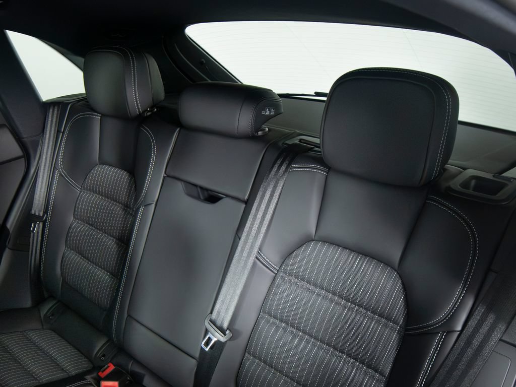 New 2026 Porsche Macan Turbo AWD/4WD image 42
