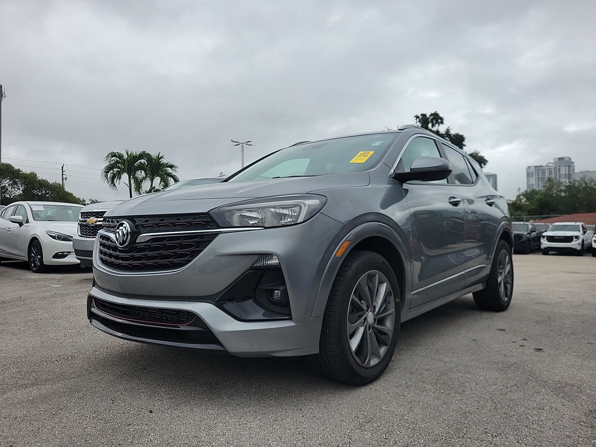 Used 2023 Buick Encore GX Select w/ Sport Touring Package image 2