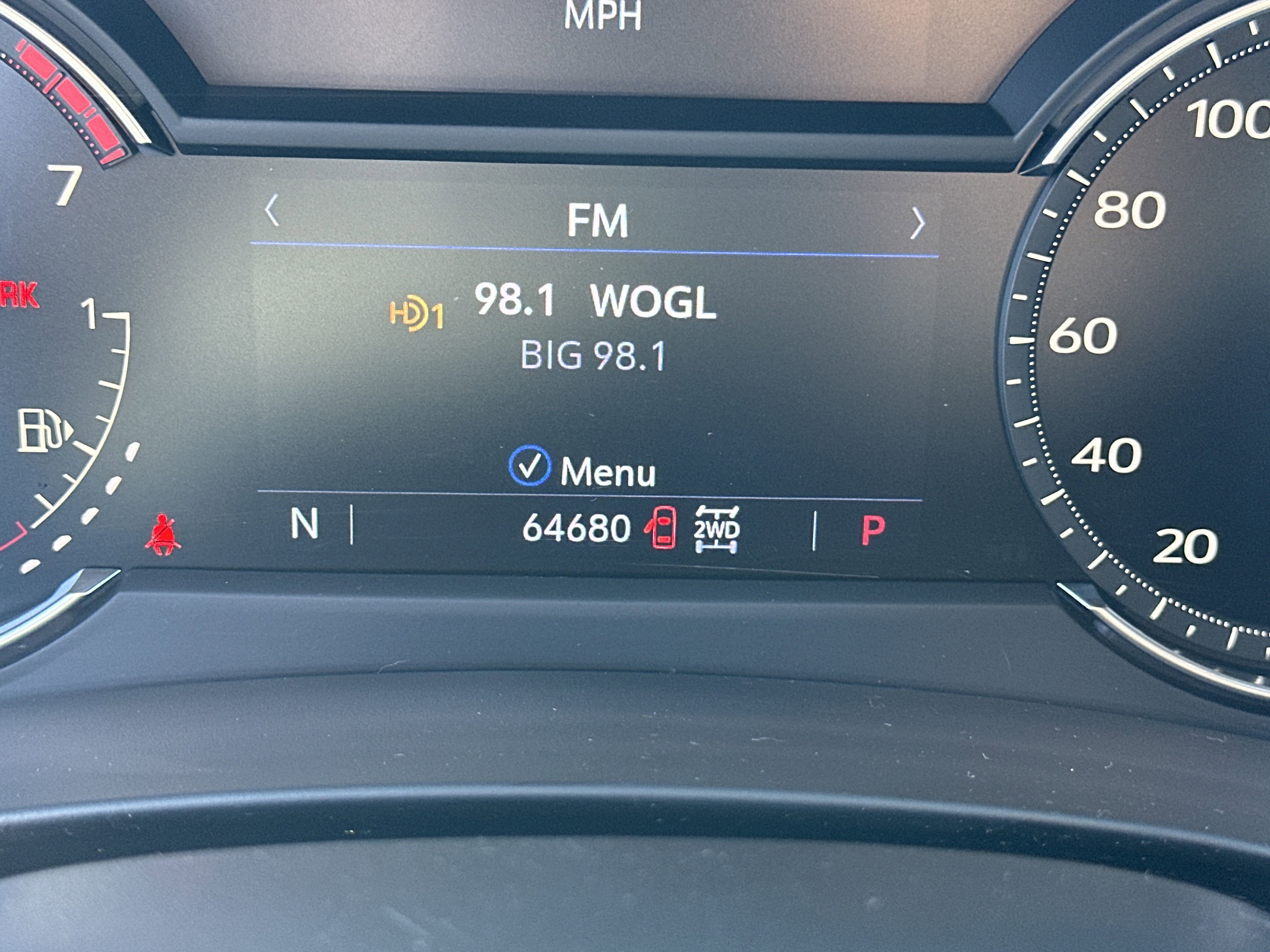 Used 2020 Cadillac XT4 Premium Luxury w/ Cold Weather Package image 28
