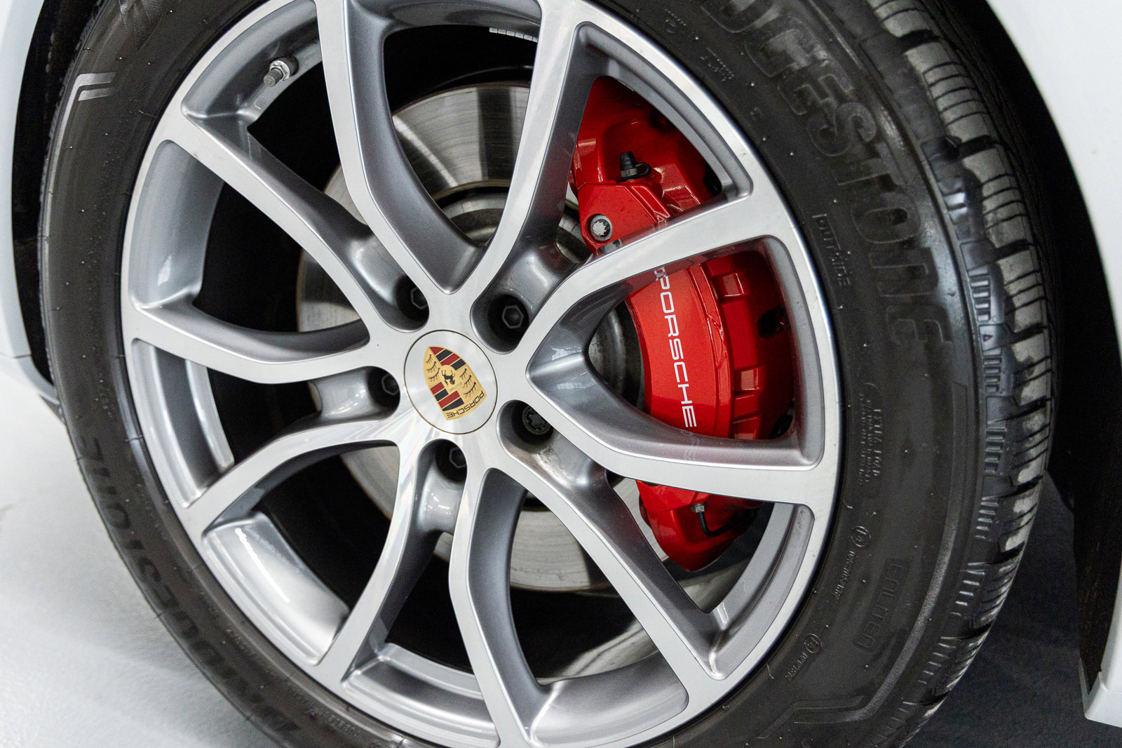 Used 2025 Porsche Cayenne S image 15