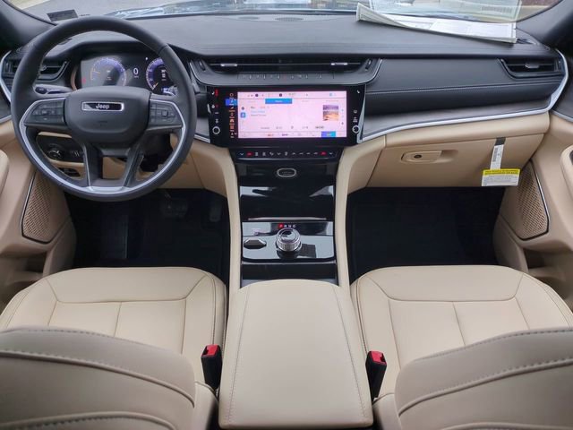 New 2026 Jeep Grand Cherokee Limited image 15