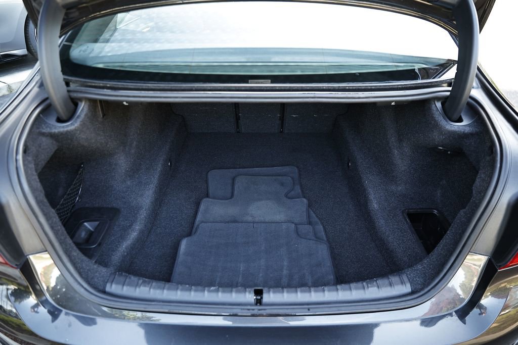 Used 2020 BMW 540i xDrive w/ Premium Package image 29